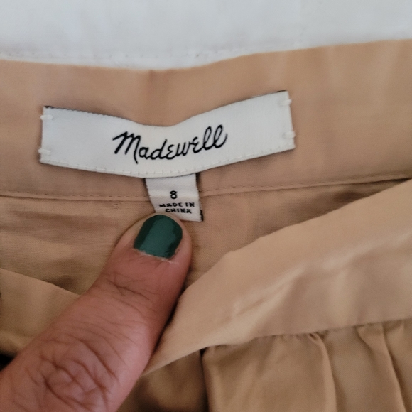 Madewell mini skirt, size 8. - Picture 2 of 2